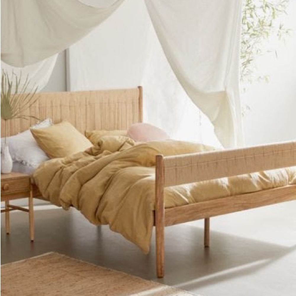 Urban Outfitters Mustard Yellow Duvet Cover Set - Picture 2 of 3